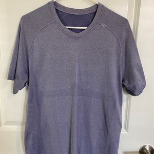 Men’s size M lululemon v-neck swiftly tech shirt